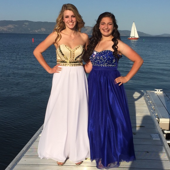 Beautiful gold and white prom dress - Picture 2 of 5